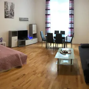 bonbon-apartment.vienna-besthotels.com/